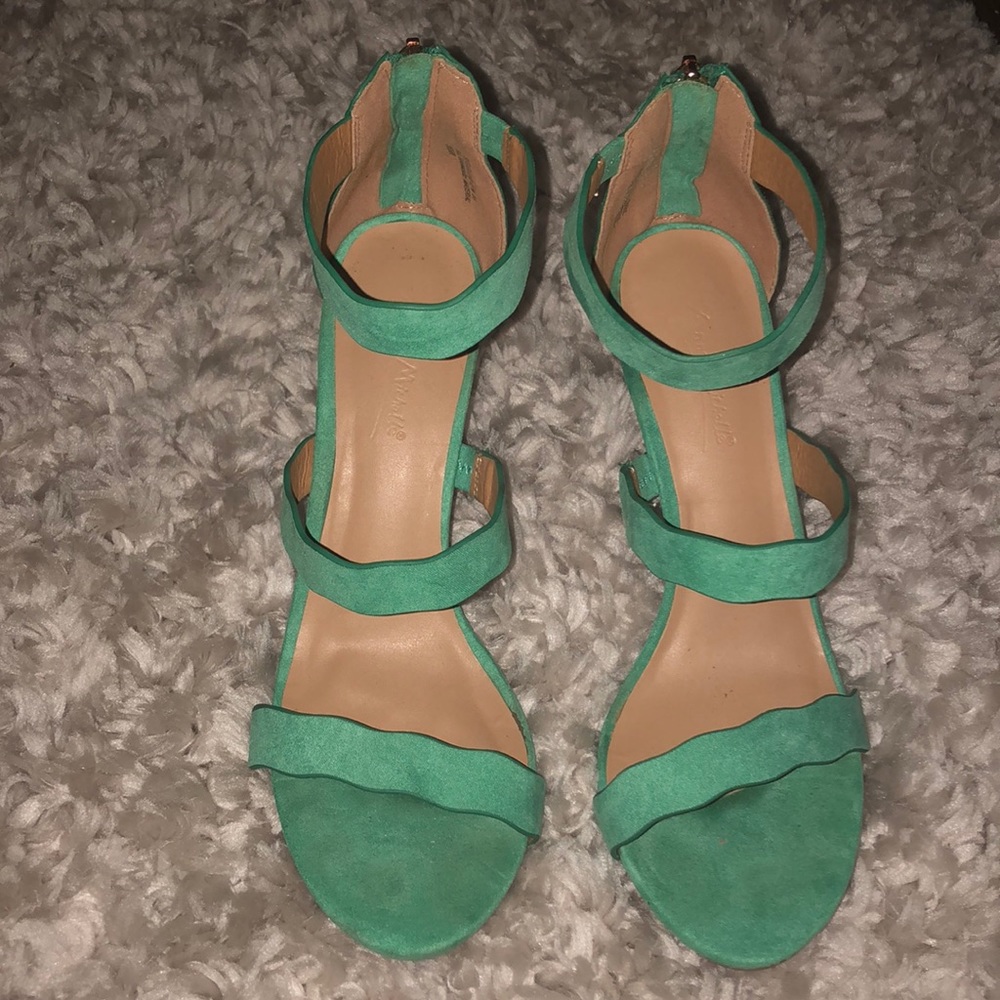 ModCloth size 8.5 seafoam stilettos. Worn ONCE!
